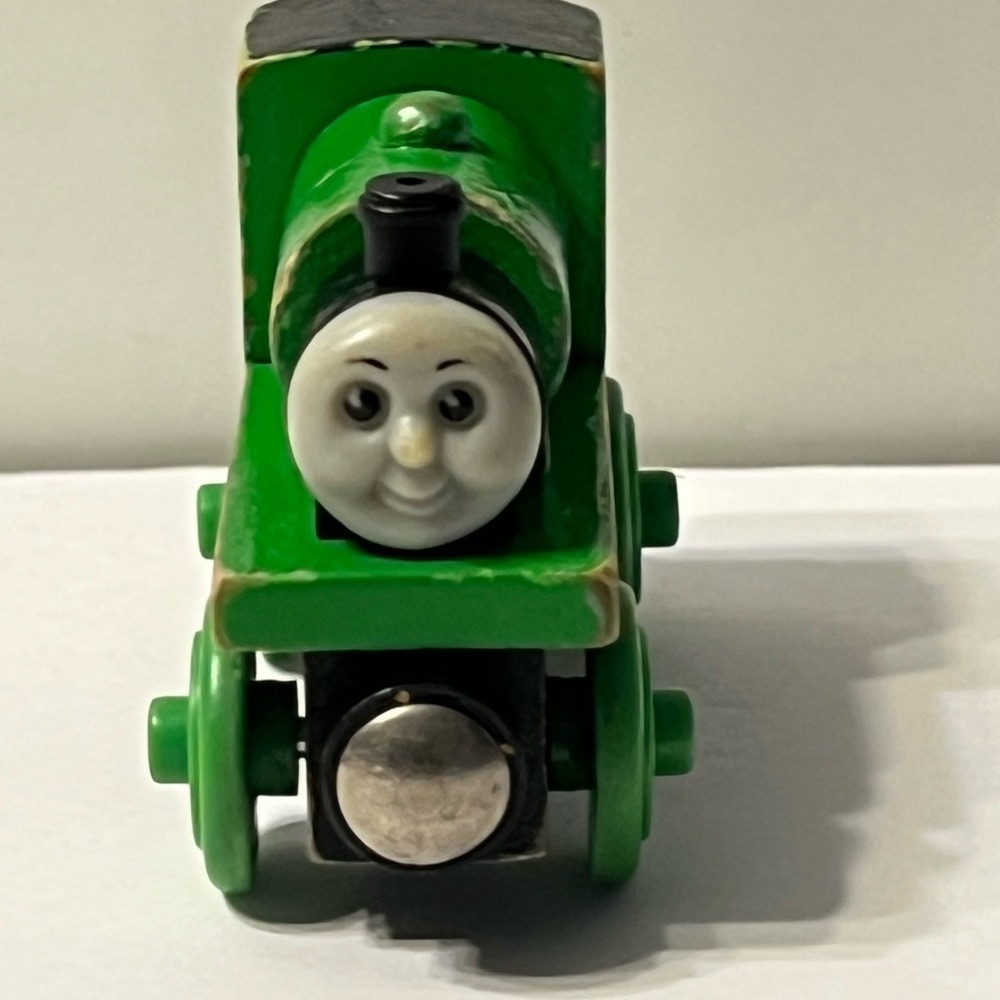 Vintage Thomas & Friends Wooden Railway Percy Magnetic Green Train